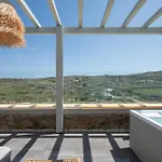 Silvair Jacuzzi Suites, Mykonos * Mykonos Town