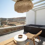 Silvair Jacuzzi Suites, Mykonos Holiday home *