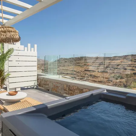 Silvair Jacuzzi Suites, Mykonos * Mykonos Town