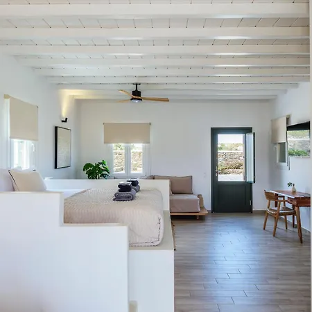 Silvair Jacuzzi Suites, Mykonos * Mykonos Town
