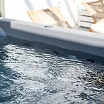 펜션 Silvair Jacuzzi Suites, Mykonos *